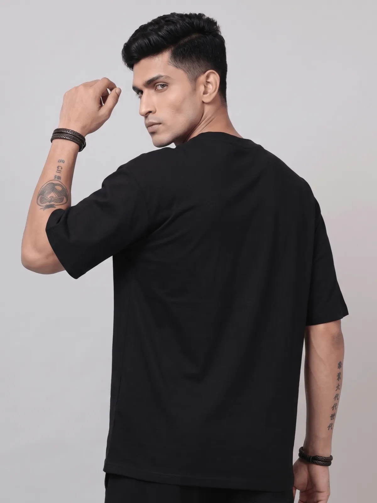 Wanesa Men’s "Ignite Phoenix" Oversized Cotton Graphic T-Shirt – Midnight Black